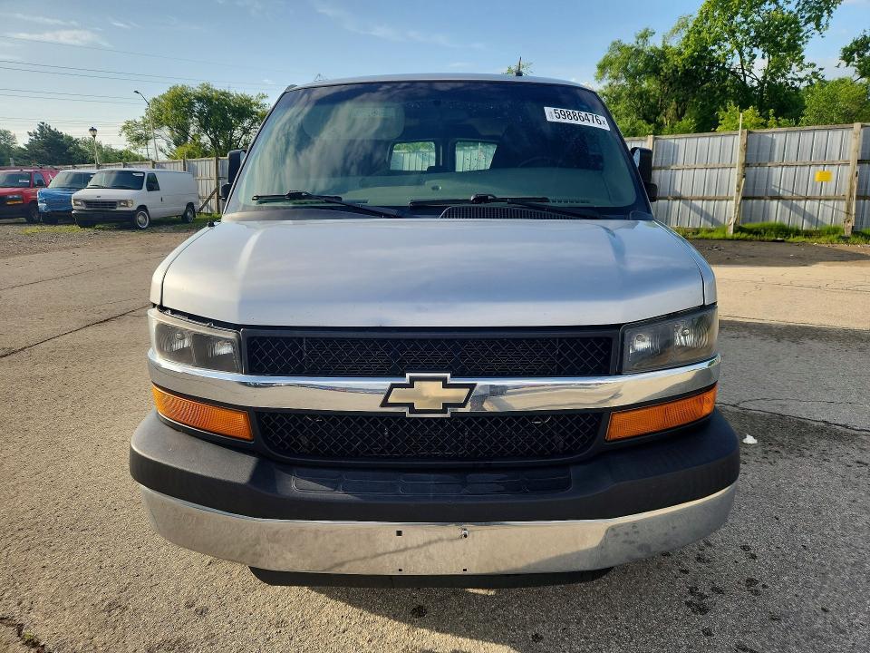 2015 Chevrolet Express G3500 lt