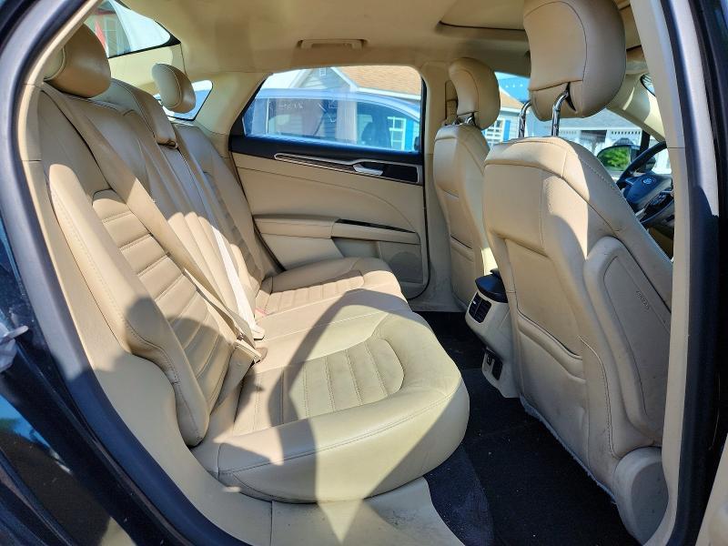 2014 Ford Fusion se