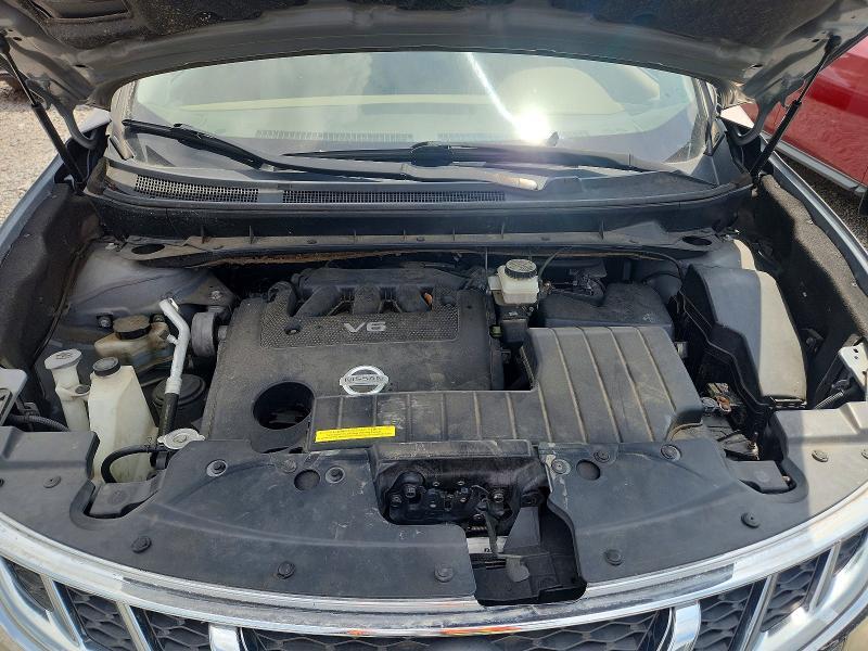 2011 Nissan Murano s