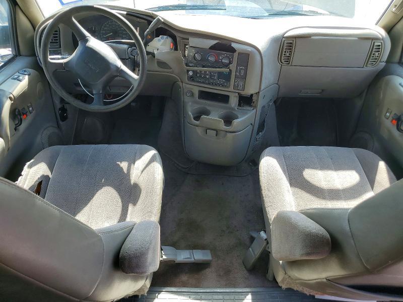 2000 GMC Safari XT
