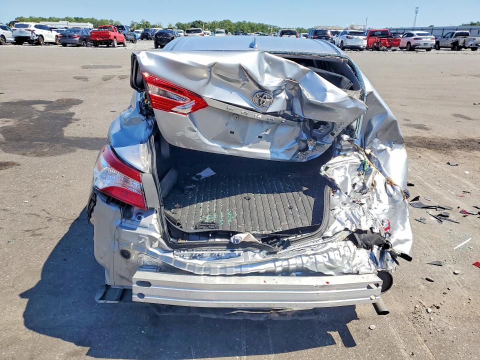 2020 Toyota Camry le