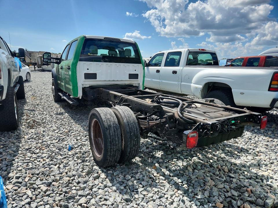 2017 Ford F-550 Super Duty-Dual Rear Wheel