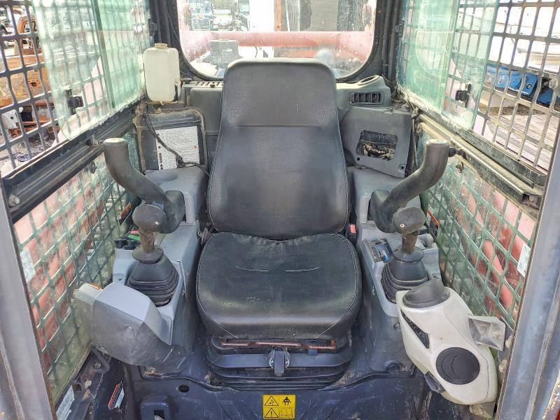 2017 Kubota SVL95-2S Tracked Skid Steer Loader