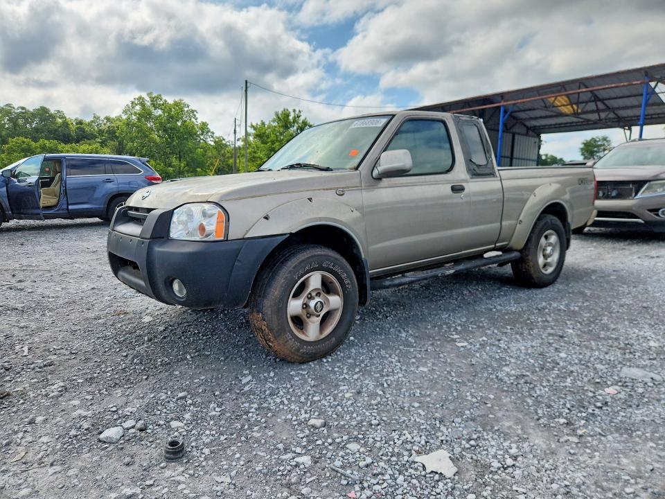 2001 Nissan Frontier xe Desert Runner