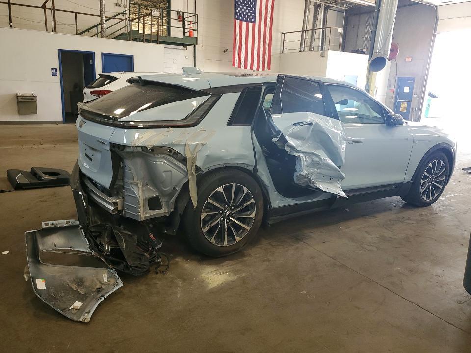 2024 Cadillac Lyriq Sport