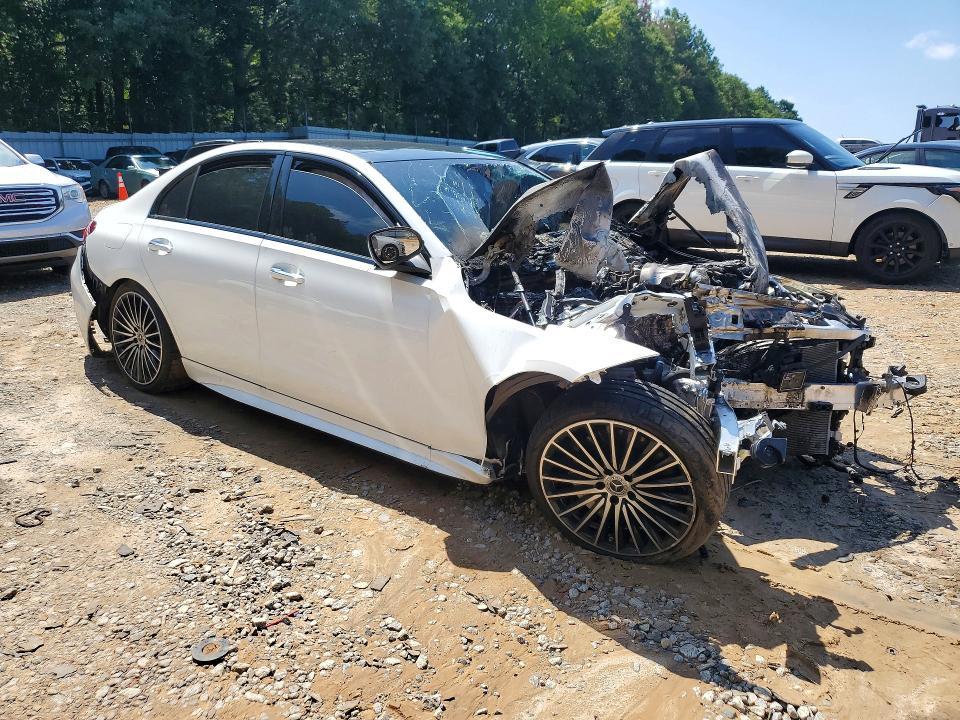 2024 Mercedes-Benz C300