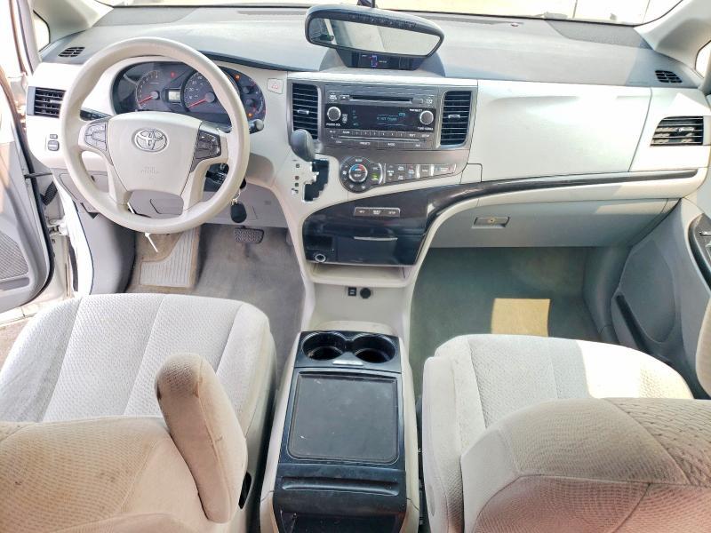 2013 Toyota Sienna le