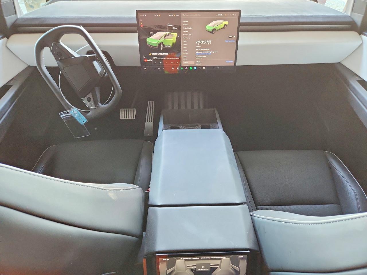 2025 Tesla Cybertruck