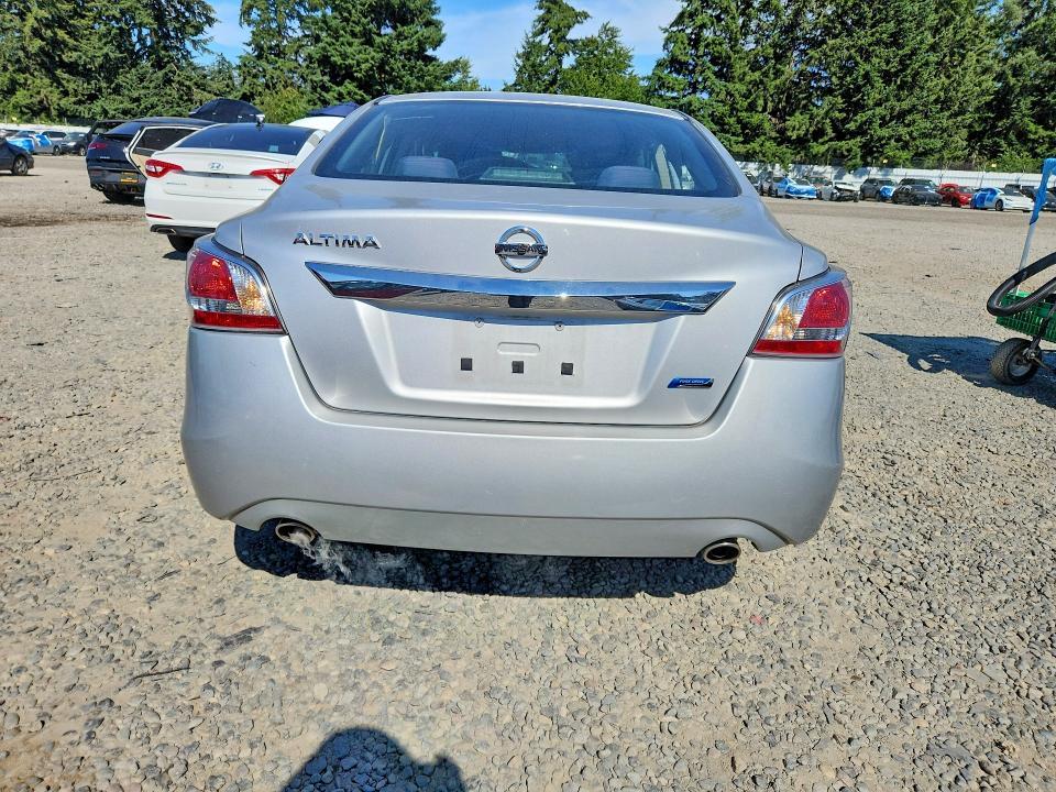 2015 Nissan Altima 2.5/s/sv/sl