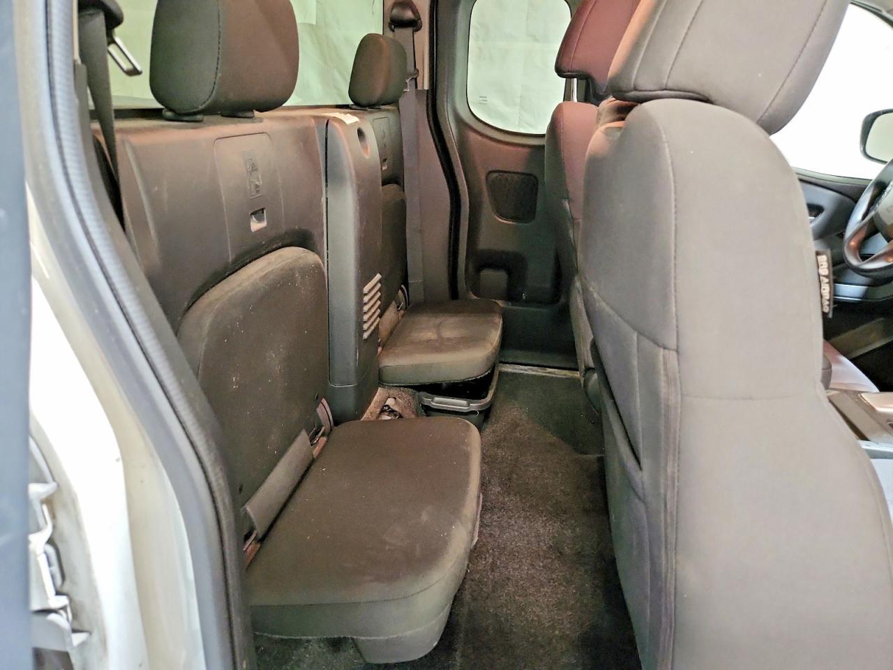 2023 Nissan Frontier S