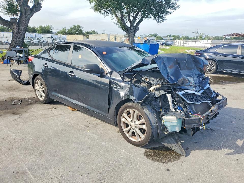2013 KIA Optima lx