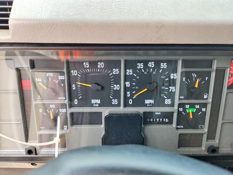 2002 International 4700 BOX Truck