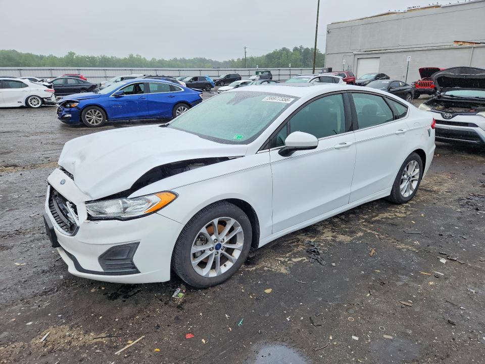 2020 Ford Fusion se