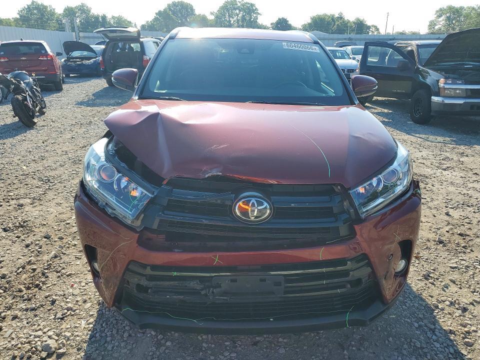 2017 Toyota Highlander se