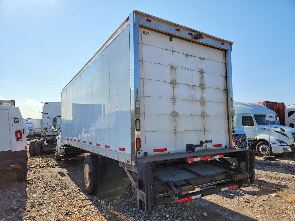 2014 Freightliner M2 106 MED-BOX Truck