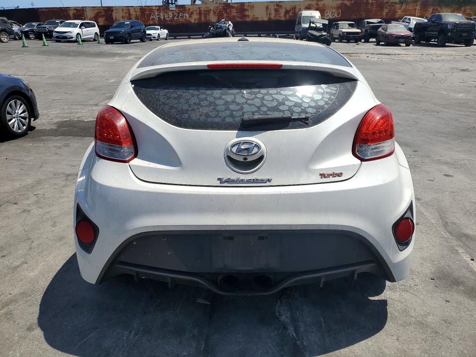 2016 Hyundai Veloster Turbo