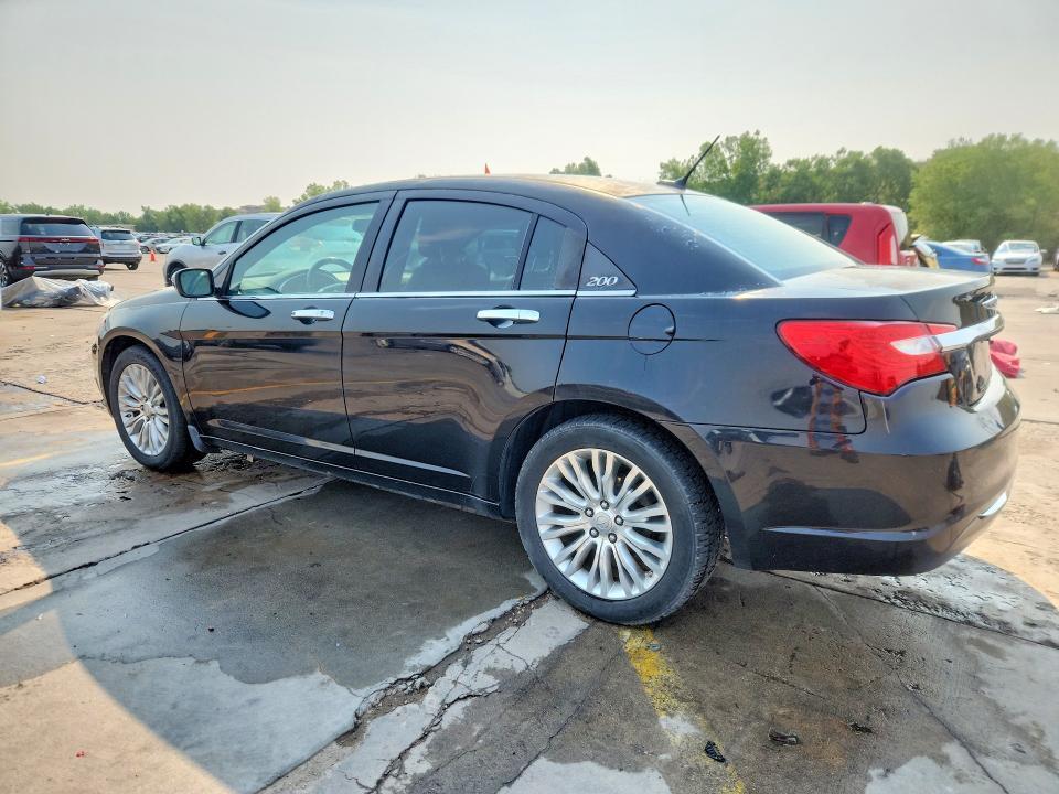 2012 Chrysler 200 Limited