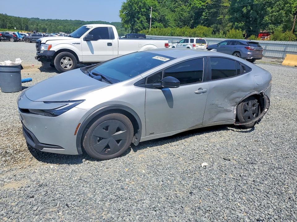 2025 Toyota Prius le