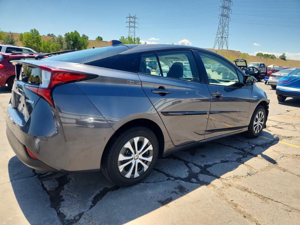2020 Toyota Prius le Awd-e