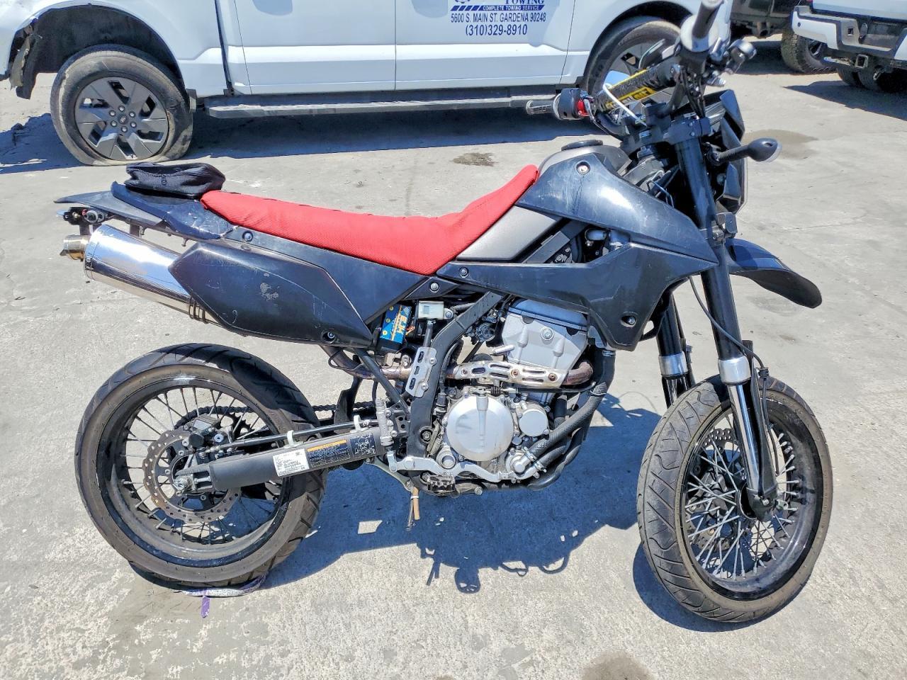 2022 Kawasaki KLX300 E