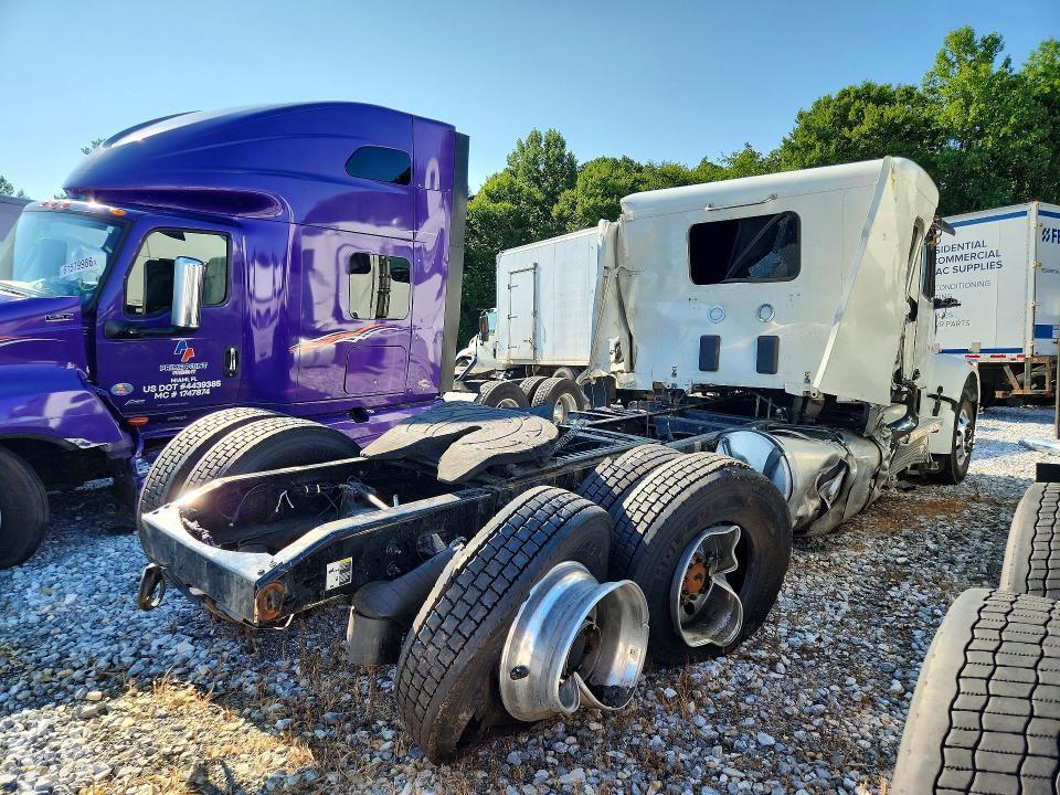 2026 Peterbilt 567 Semi Truck