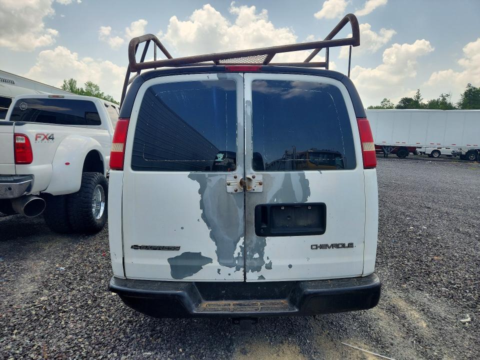 2005 Chev Express G15