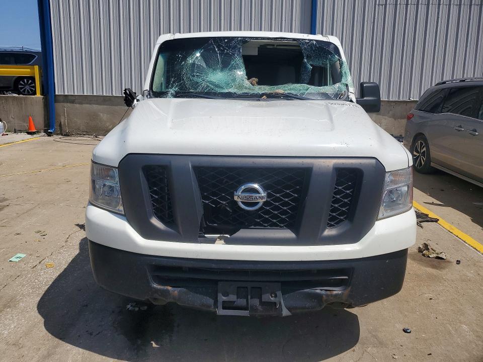 2014 Nissan NV 2500 HD S