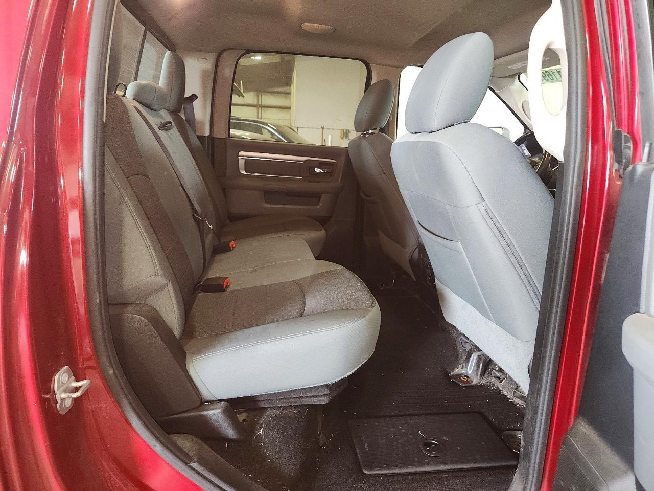 2015 Dodge RAM 1500 SLT