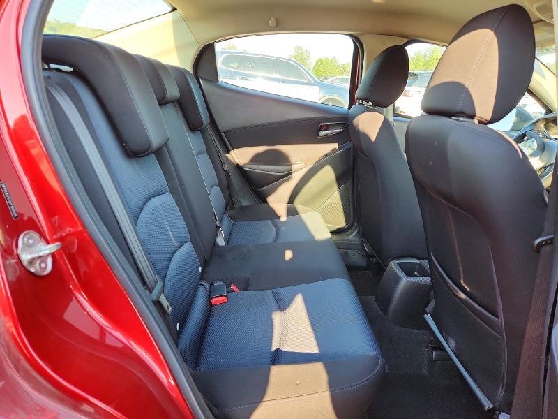 2017 Toyota Yaris ia Base