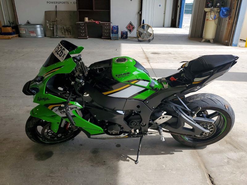 2025 Kawasaki ZX1002 M
