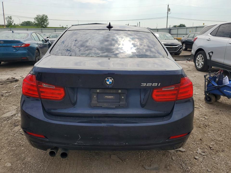 2013 BMW 328 i