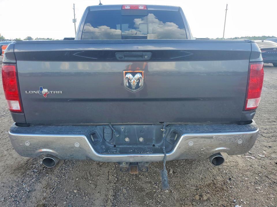 2017 Dodge RAM 1500 SLT