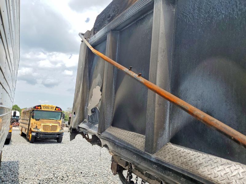 2005 Warreville 2004 Warren END Dump Trailer