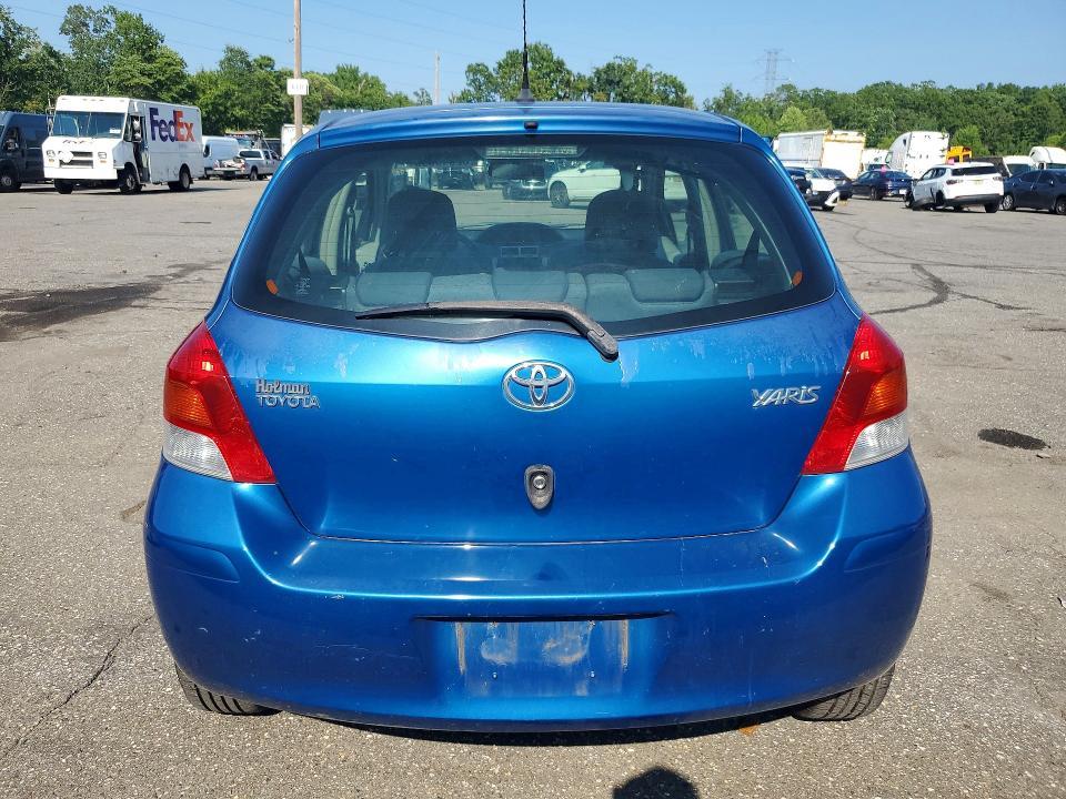 2011 Toyota Yaris Base