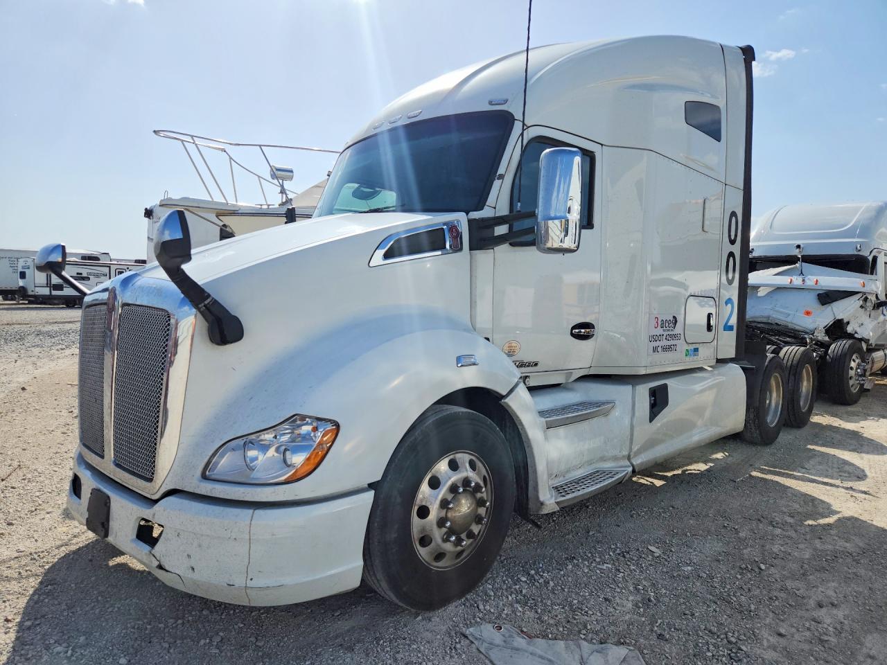 2021 Kenworth T680 Semi Truck