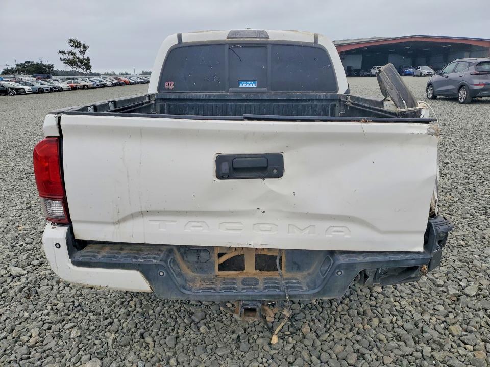 2016 Toyota Tacoma TRD Sport