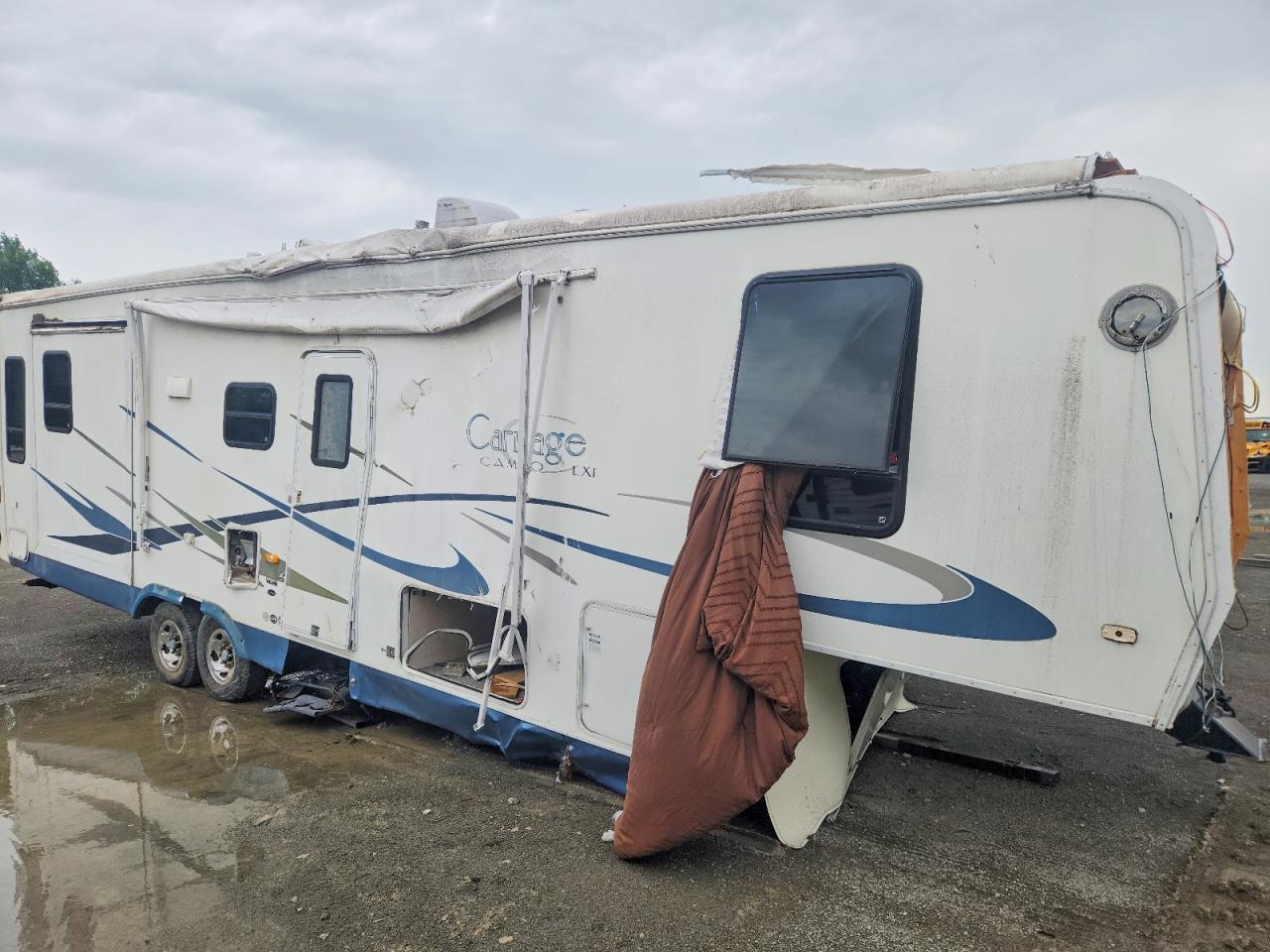 2005 Carriage Cameo Camper