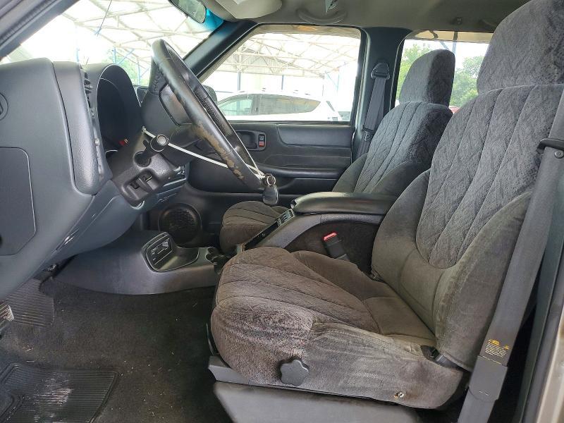 2001 Chevrolet S Truck S10