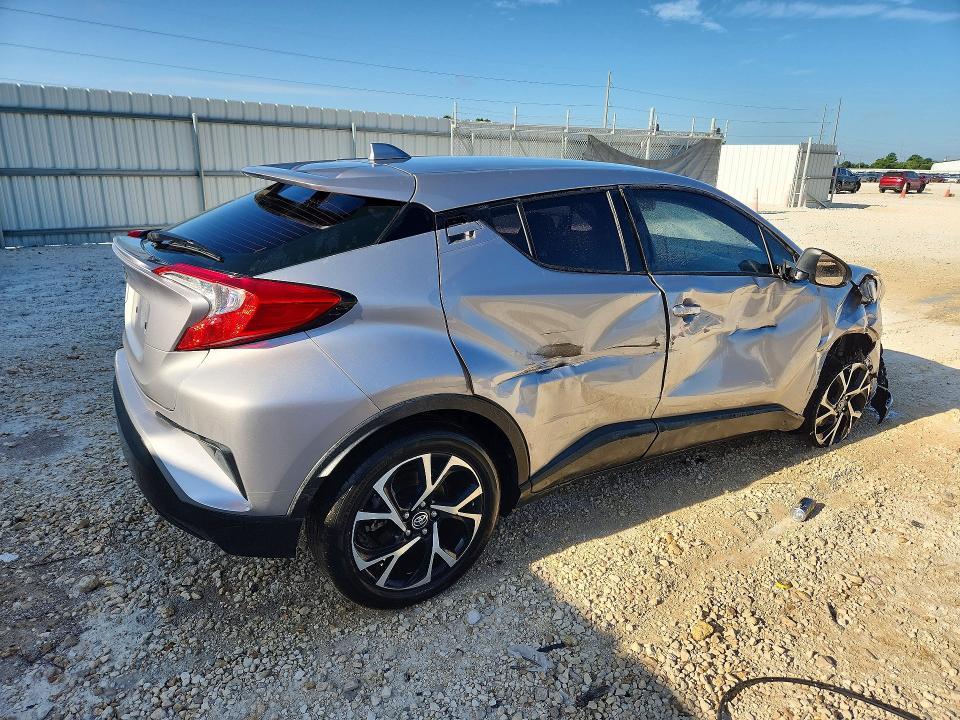 2019 Toyota C-hr xle
