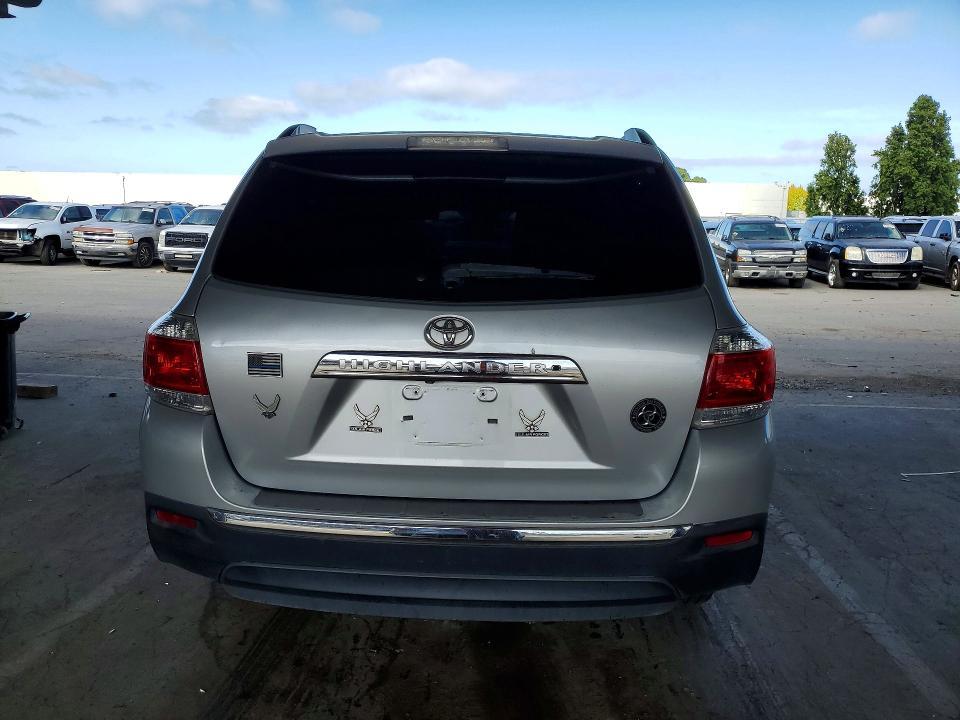 2013 Toyota Highlander Plus
