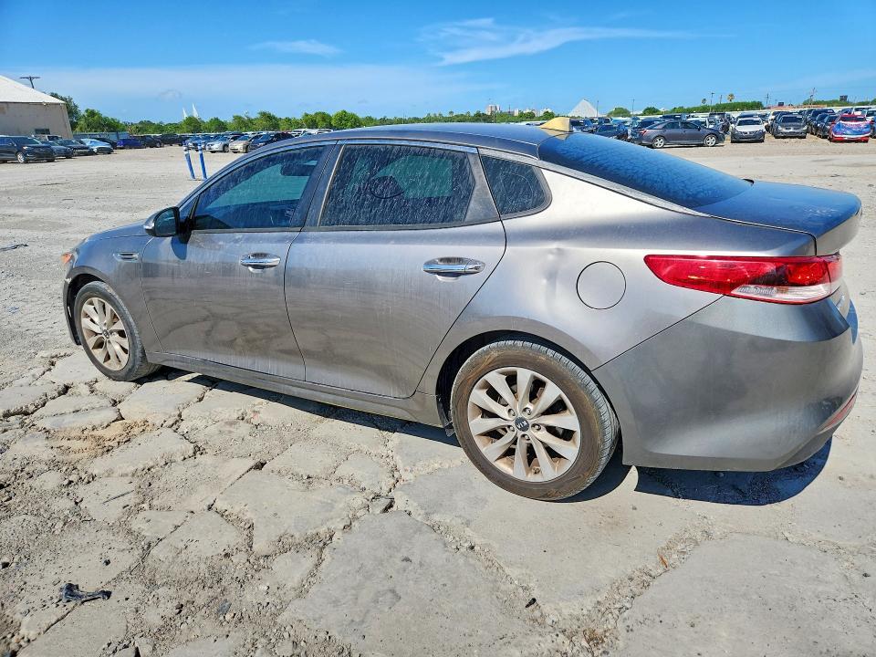 2017 KIA Optima lx