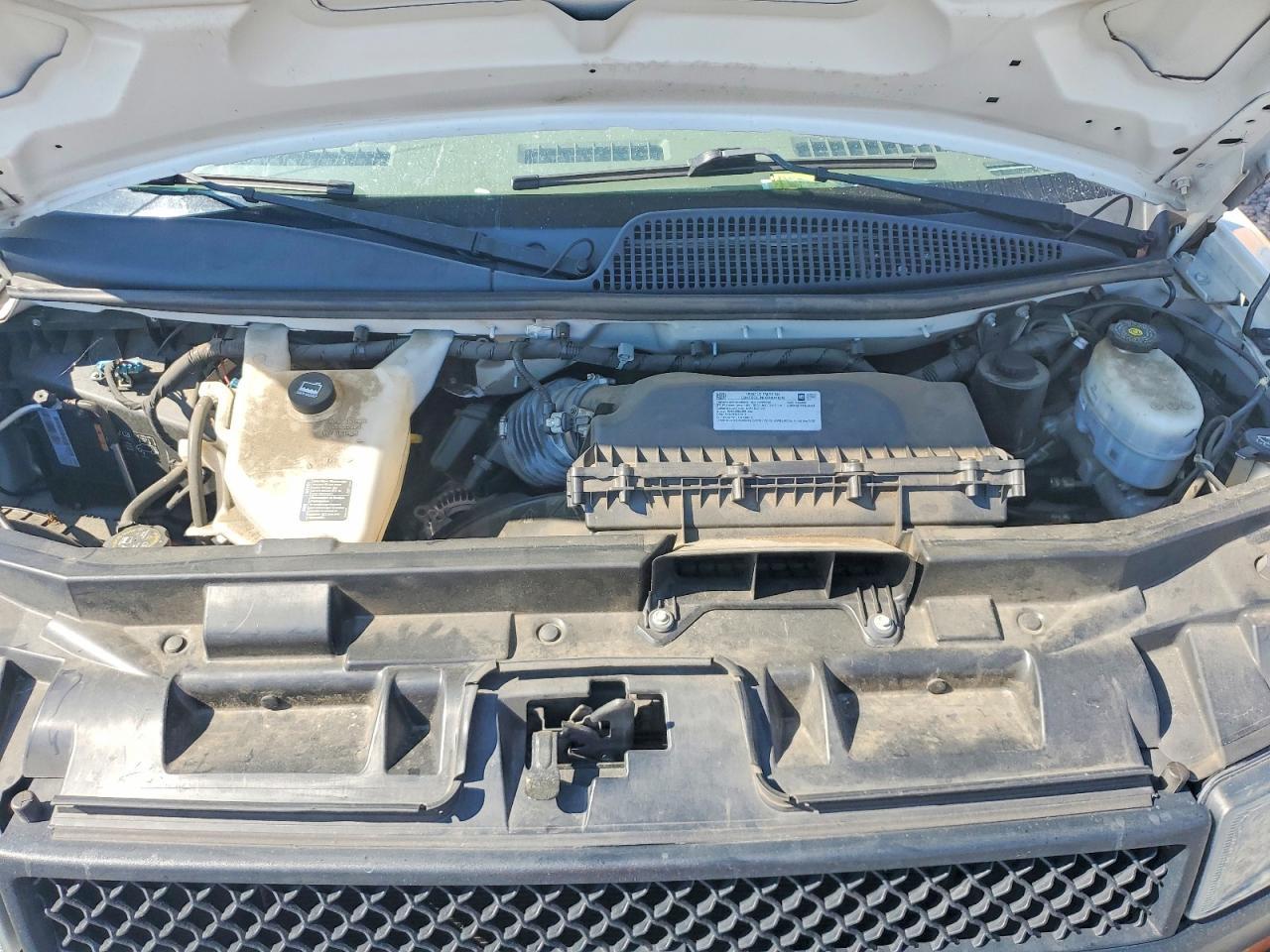 2022 Chevrolet Express G3500 Delivery Truck