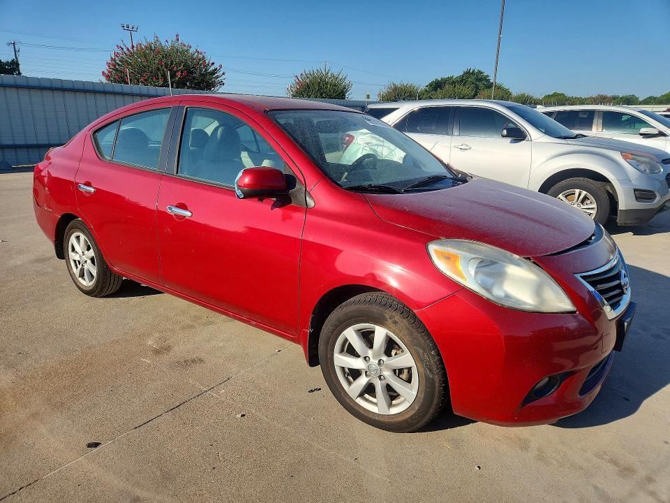 2012 Nissan Versa 1.6 s