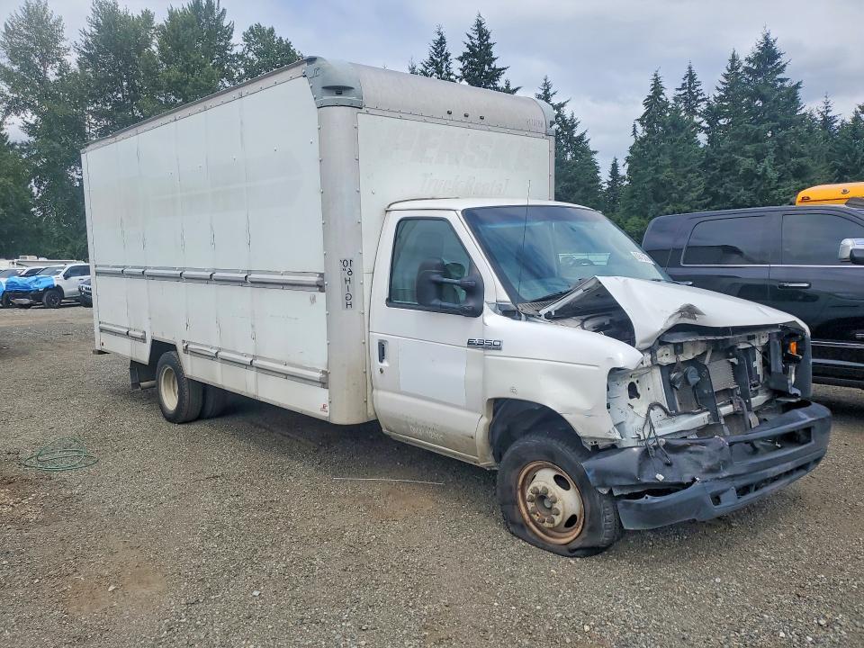 2015 Ford E350 BOX Truck