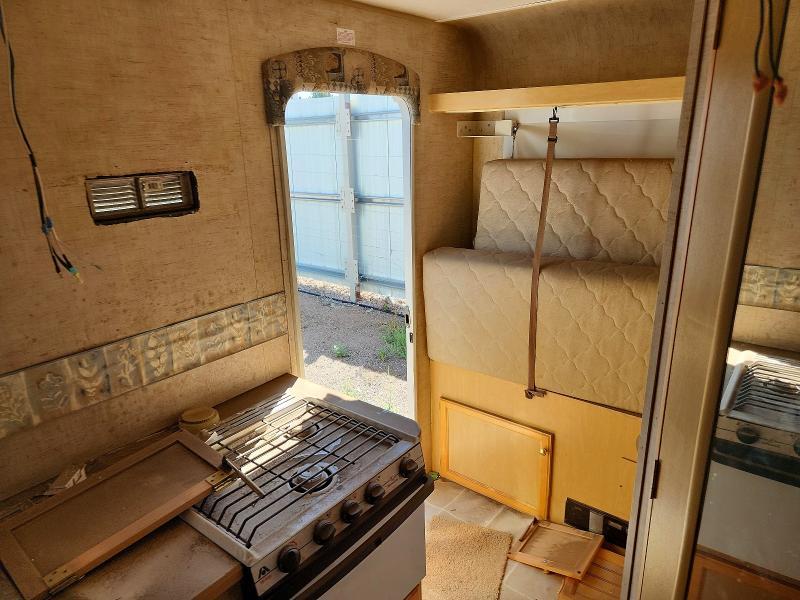 2005 Jayco CO JAY Feather Camper
