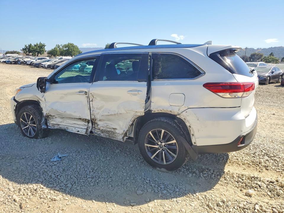 2018 Toyota Highlander xle