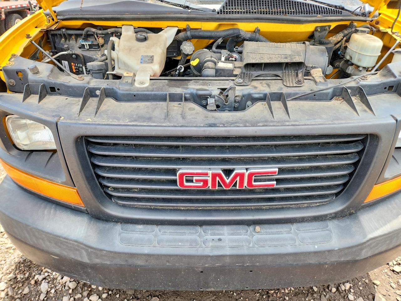 2013 GMC Savana Cutaway G3500