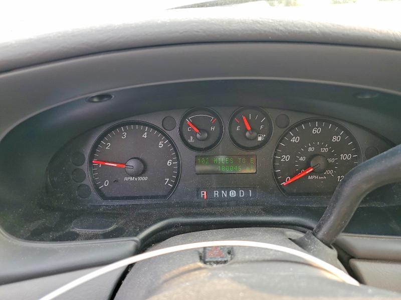 2005 Ford Taurus se