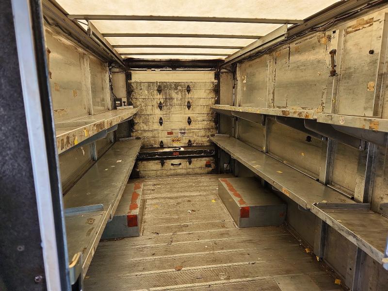 2001 Freightliner MT45 Chassis Delivery Truck