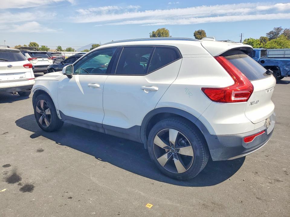 2019 Volvo Xc40 T5 Momentum